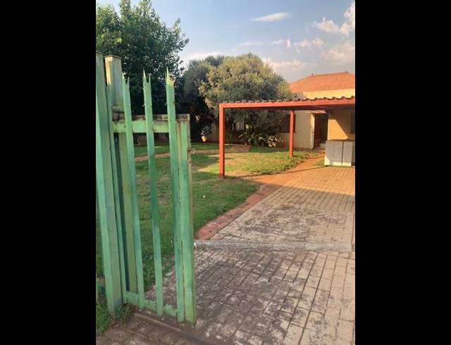 3 BEDROOM PROPERTY TO RENT IN PRIMROSE